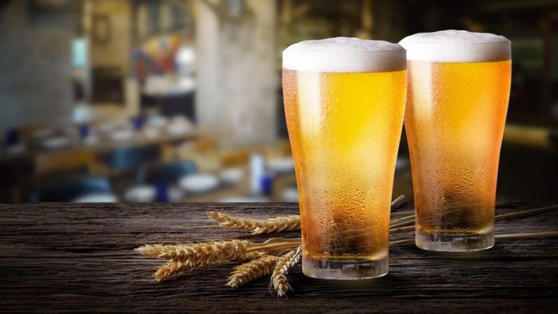 Làm đẹp da mặt bằng bia